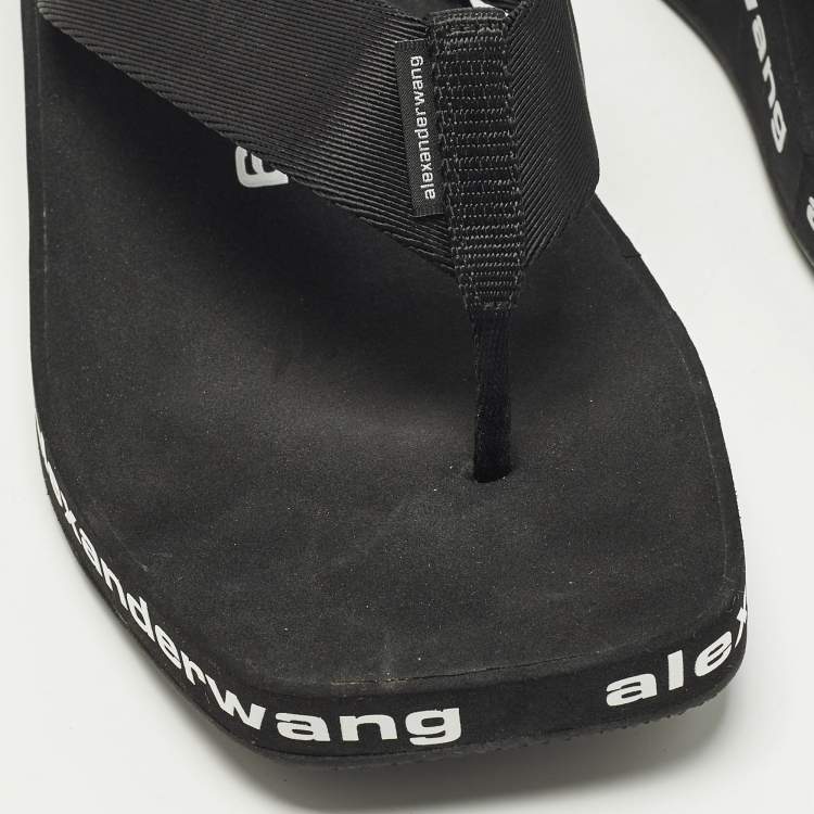 Pre Owned صندل بكعب إسفين إسكندر وانغ قماشي أسود بحزام بين الأصابع مقاس 39