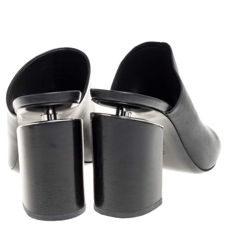 Pre Owned Alexander Wang Black Leather Mules Size 39