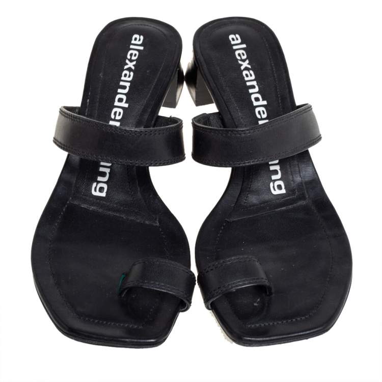 مملوكة مسبقًا Alexander Wang Black Leather Ellis Toe Ring Slide Sandals Size 35