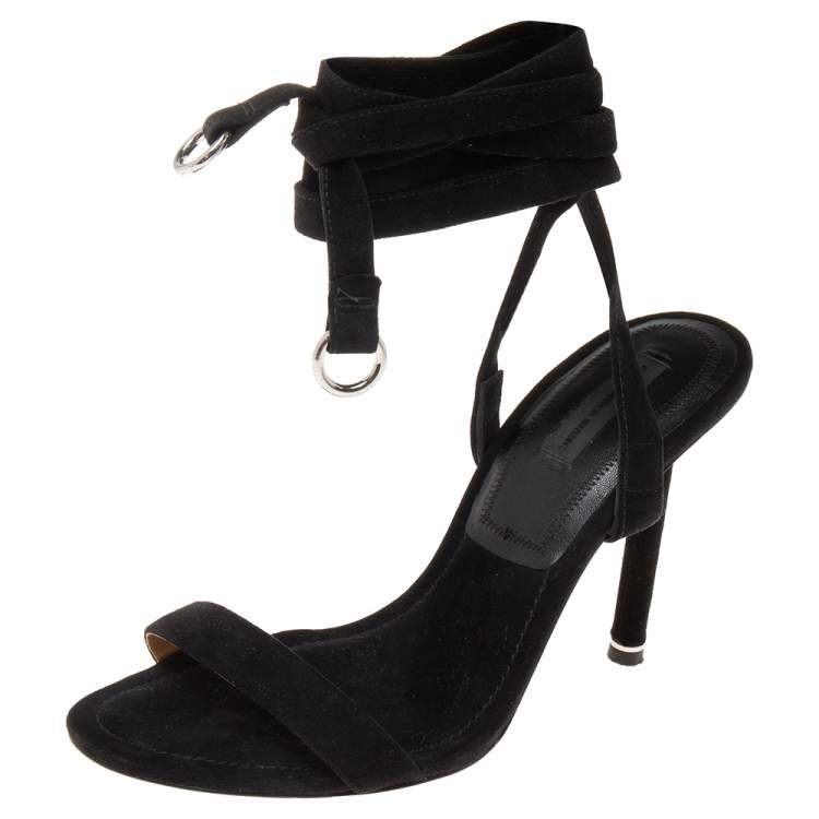 مملوكة مسبقًا Alexander Wang Black Suede  Ankle Wrap Sandals Size 38