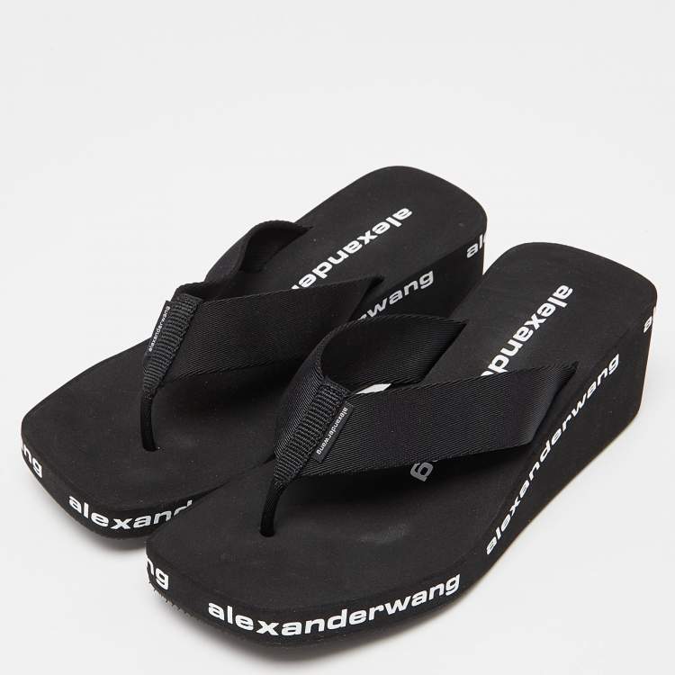 Alexander wang flip online flops