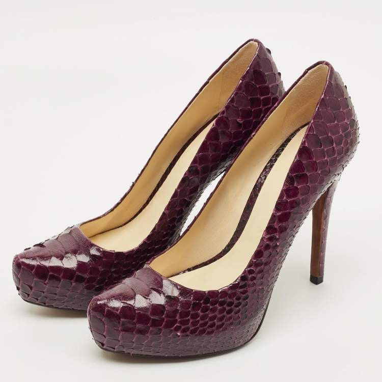 مملوكة مسبقًا Alexandre Birman Size 41.5 Burgundy Python Leather Platform Pumps