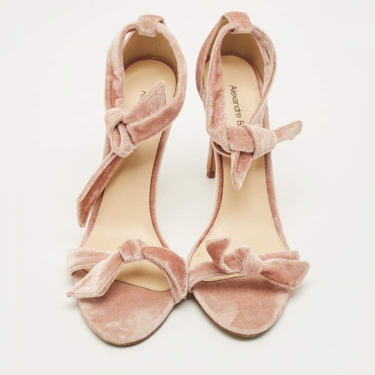 Pre Owned Alexandre Birman Clarita Size 38.5 Pink Velvet Ankle Strap Sandals