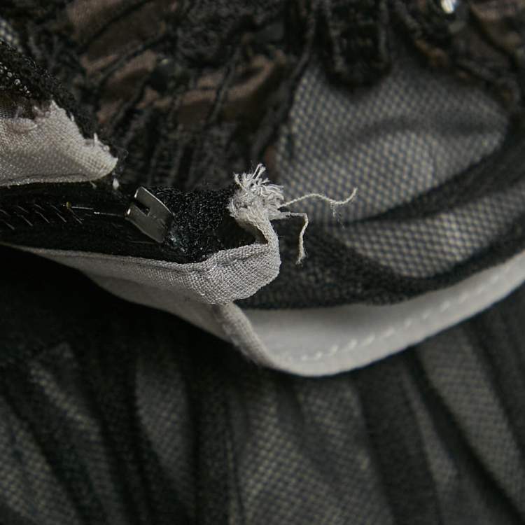 Pre Owned Alice + Olivia Black Embroidered Embellished Mesh Top & Skirt Set S