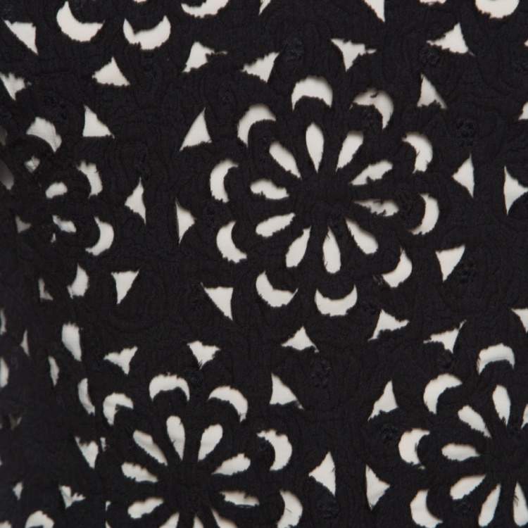 Pre Owned Alice + Olivia Black Floral Laser Cut Sleeveless Lyla Crop Top S