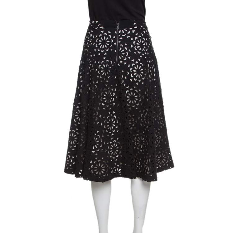 Pre Owned Alice + Olivia Black Floral Laser Cut Flared Viviana Skirt S