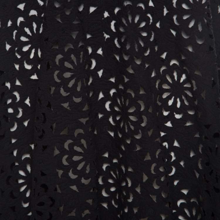 Pre Owned Alice + Olivia Black Floral Laser Cut Flared Viviana Skirt S