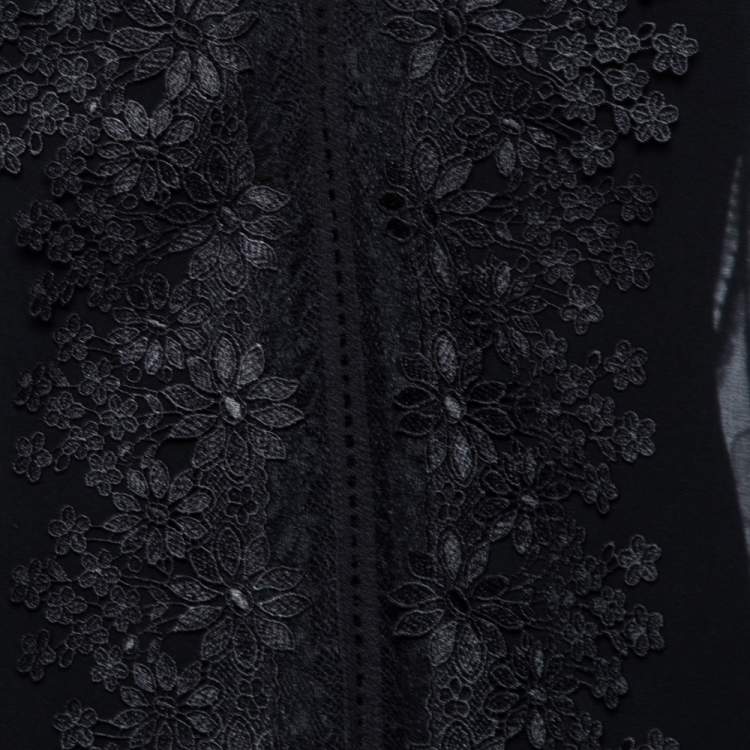 Pre Owned Alice + Olivia Black Lace & Chiffon  Floral Applique Detail Plunge Neck Top S