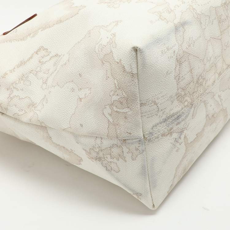 Pre Owned Alviero Martini 1A Classe White Geo Printed Coated Canvas and Leather Tote