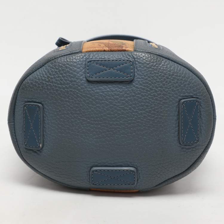 Pre Owned Alviero Martini 1A Classe Blue Leather Small Geo Bucket Bag