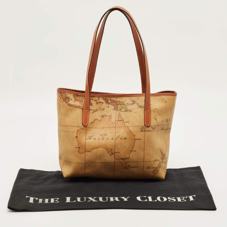 مملوكة مسبقًا Alviero Martini 1A Classe Tan Geo Classic Print Coated Canvas and Leather Tote