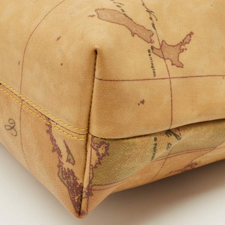 مملوكة مسبقًا Alviero Martini 1A Classe Tan Geo Classic Print Coated Canvas and Leather Tote