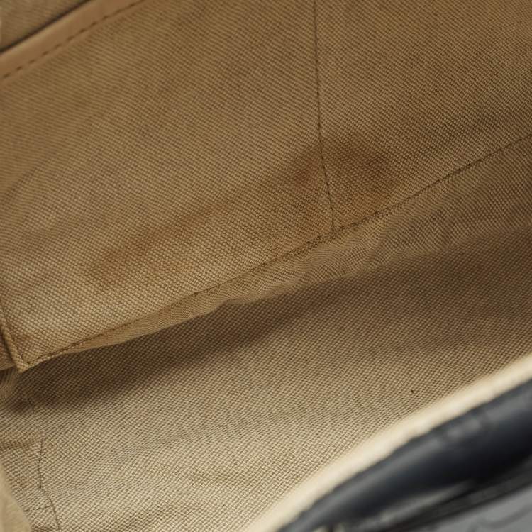 Pre Owned Alviero Martini 1A Classe Navy Blue Geo Embossed Leather Drawstring Bucket Bag