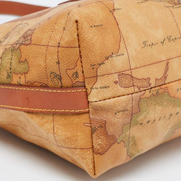 Pre Owned Alviero Martini 1A Classe Tan Geo Classic Print Coated Canvas and Leather Baguette Bag