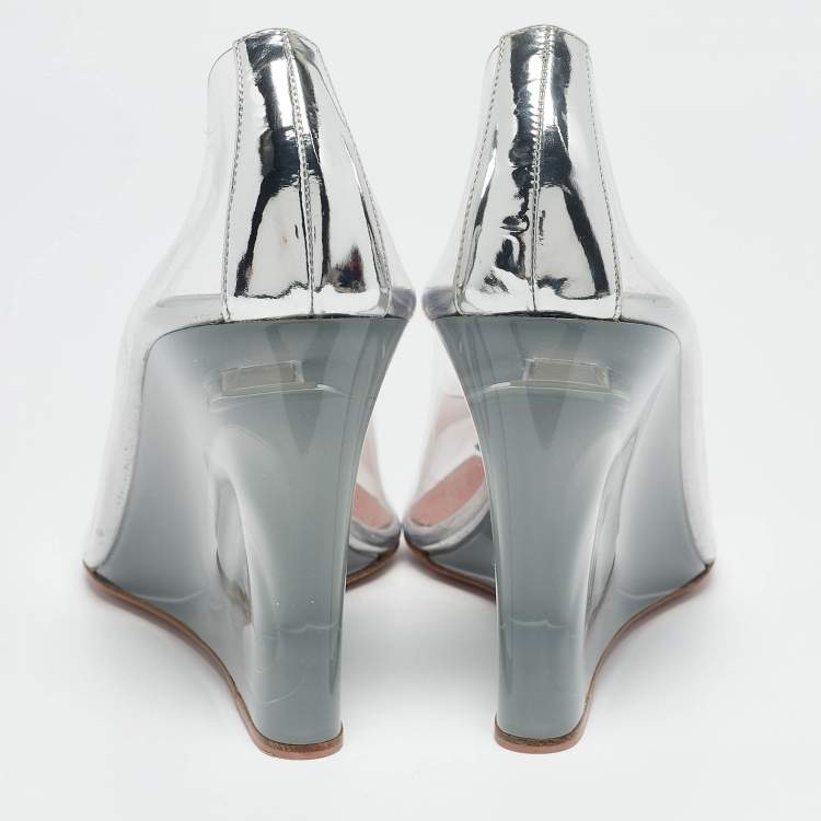 Pre Owned Amina Muaddi Silver Patent Leather and PVC Ane Wedge Pumps Size 39