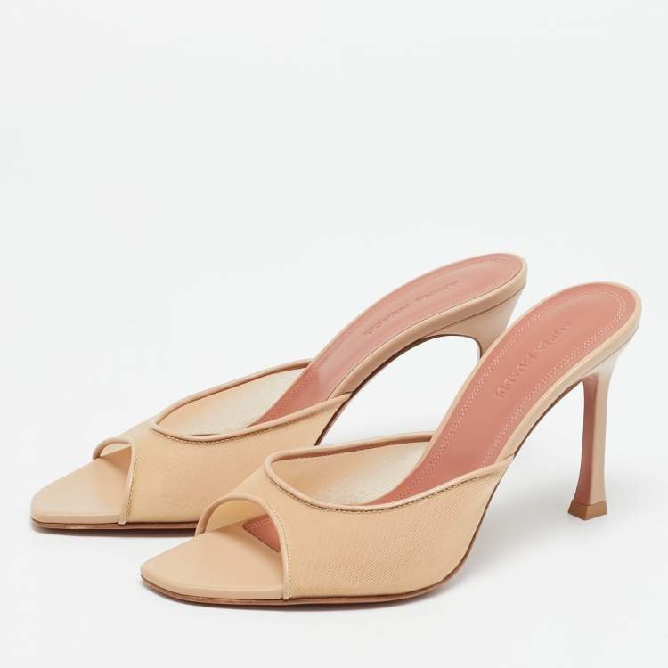 Pre Owned Amina Muaddi Alexa Size 35.5 Beige Leather and Net Slide Sandals