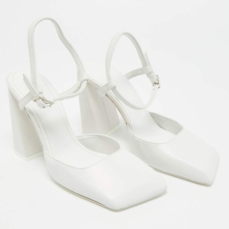 Pre Owned Amina Muaddi Charlotte 95 Size 35 White Leather Ankle Strap Pumps