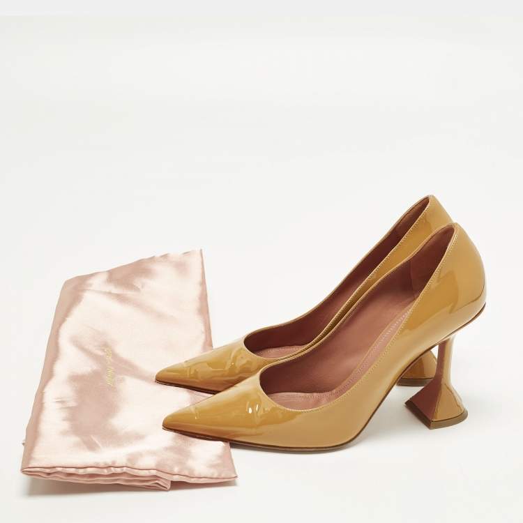 Pre Owned Amina Muaddi Ami Size 37.5 Beige Patent Leather Pumps