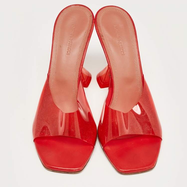 مملوكة مسبقًا Amina Muaddi Red PVC Lupita Slide Sandals Size 39