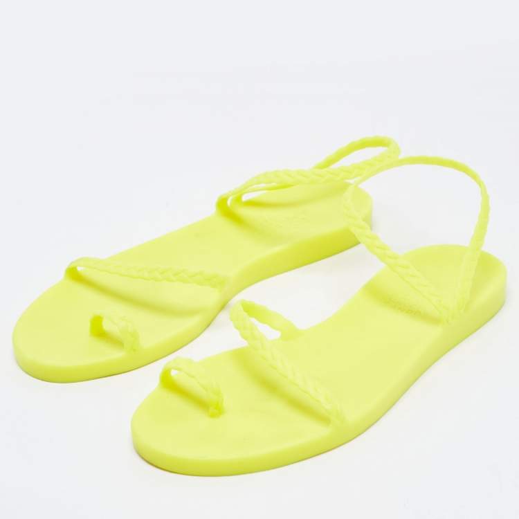 LEGEND FOOTWEAR INC Kristen-06 Flat Sandals KRISTEN-06-NYPV - Shiekh