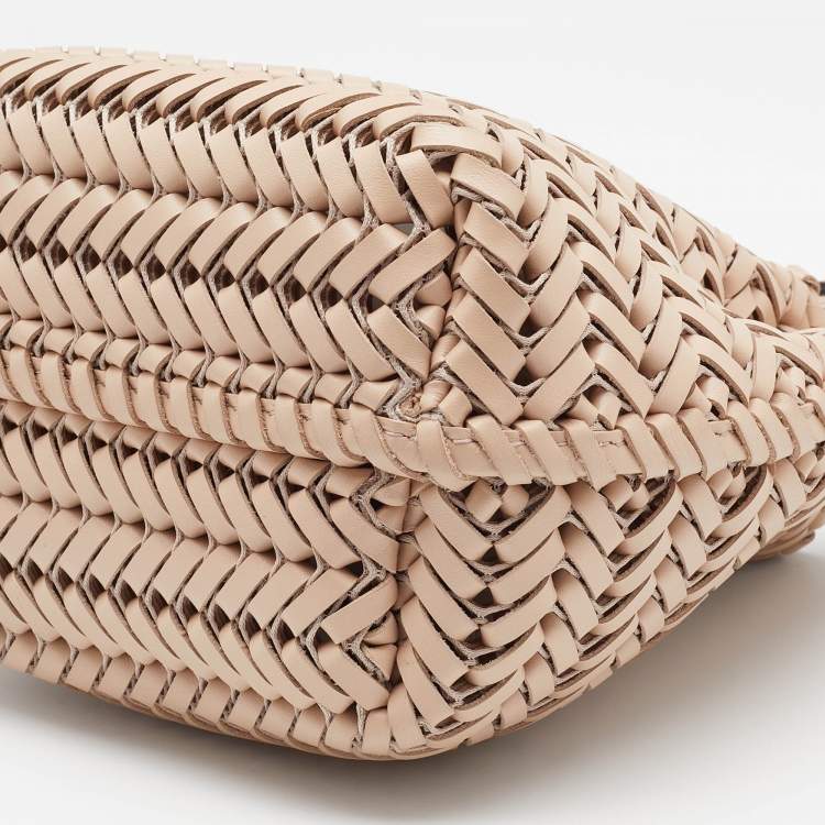مملوكة مسبقًا Anya Hindmarch Beige Woven Leather Tassel Bucket Bag
