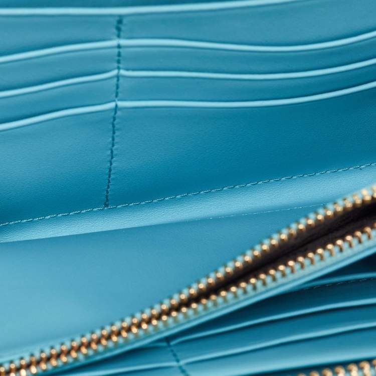 Pre Owned Anya Hindmarch Turquoise Blue Patent Leather Smurfs Zip Around Wallet