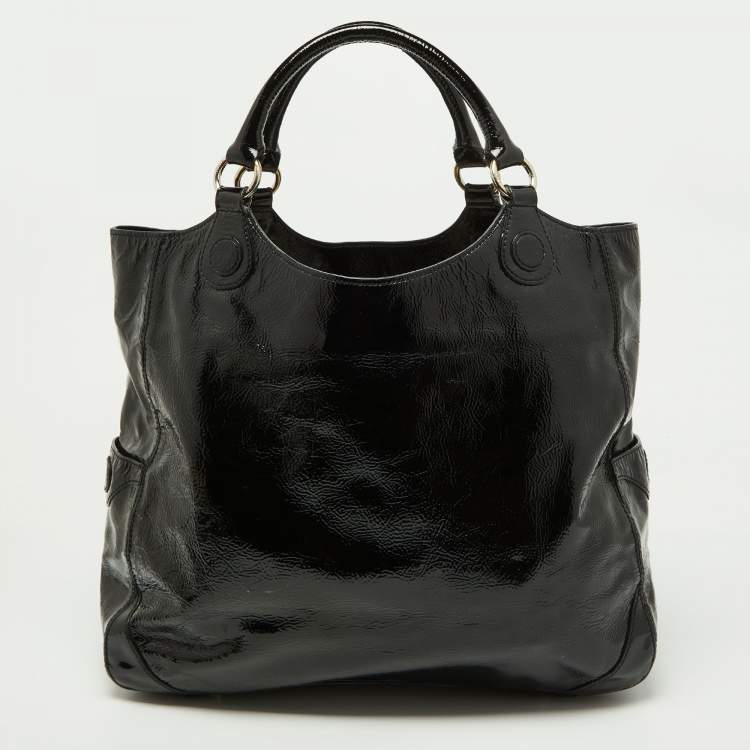 Pre Owned Anya Hindmarch Black Patent Leather Logo Hobo