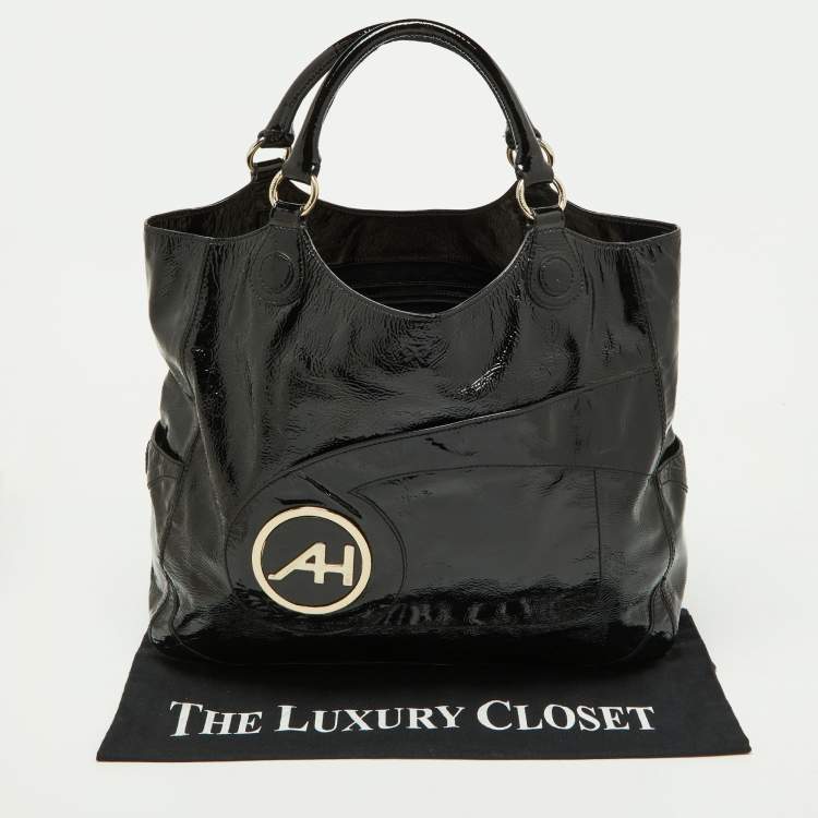 Pre Owned Anya Hindmarch Black Patent Leather Logo Hobo