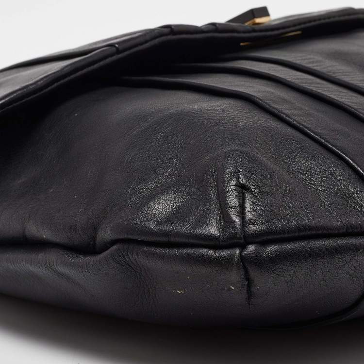 Pre Owned Anya Hindmarch Black Leather Flap Hobo