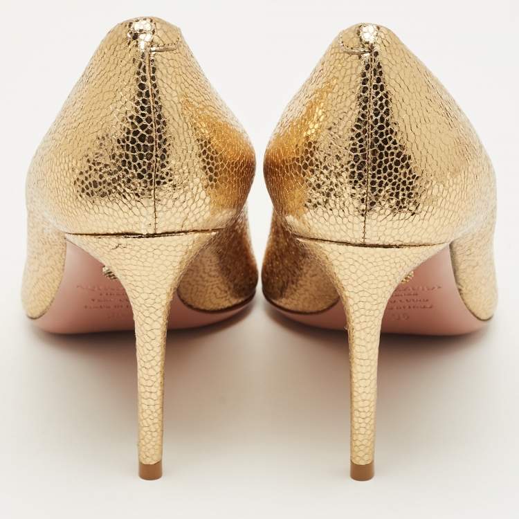 Pre Owned Aquazzura Gold Textured Leather Purist Pumps Size 35