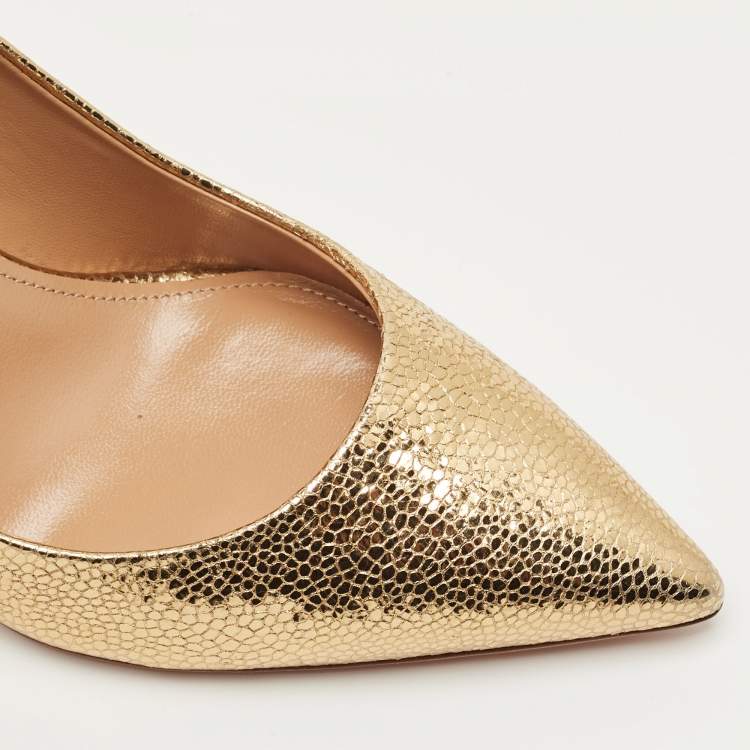 Pre Owned Aquazzura Gold Textured Leather Purist Pumps Size 35
