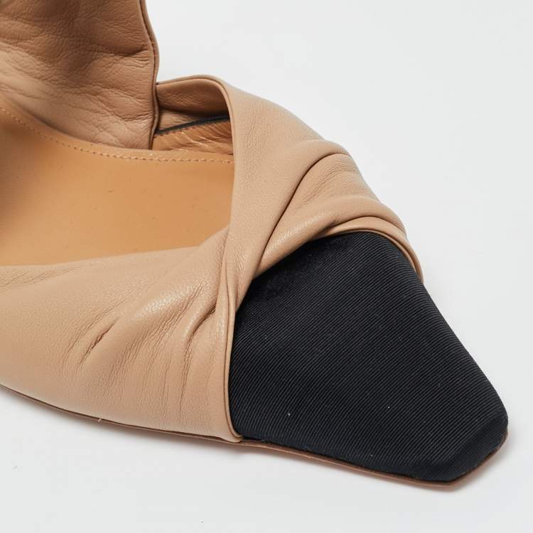 Pre Owned Aquazzura Beige/Black Leather and Fabric Twist Cap Toe Mules Size 38