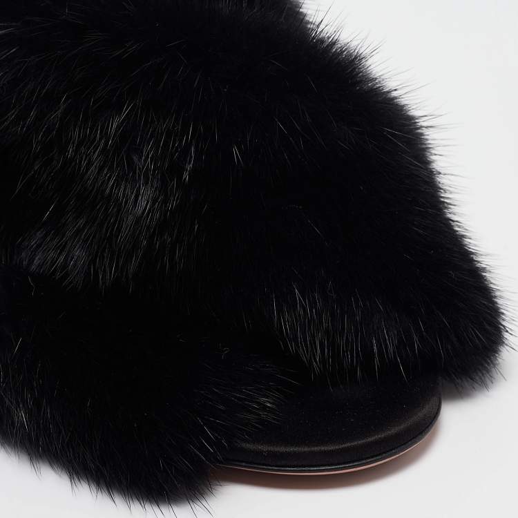 Pre Owned Aquazzura Black Mink Fur Slide Sandals Size 37