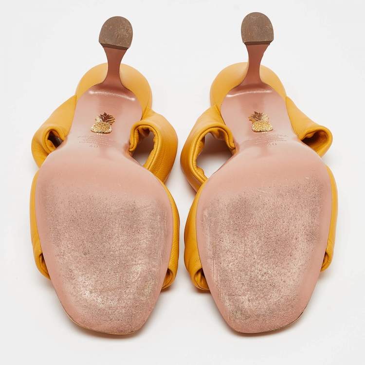 مملوكة مسبقً�ا Aquazzura Yellow Leather Twist Slide Sandals Size 40