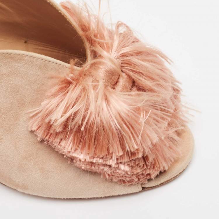 مملوكة مسبقًا Aquazzura Light Pink Suede Lotus Blossom Peep Toe Mules Size 38