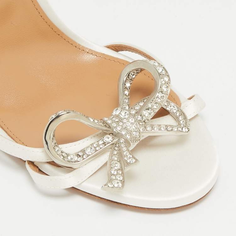 مملوكة مسبقًا Aquazzura White Satin Bow Embellished Babe Slingback Sandals Size 40