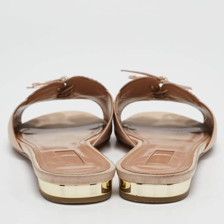مملوكة مسبقًا Aquazzura Pink Satin Crystal Embellished Flat Slides Size 38