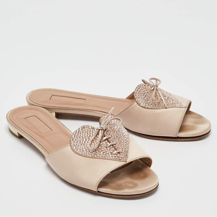 مملوكة مسبقًا Aquazzura Pink Satin Crystal Embellished Flat Slides Size 38