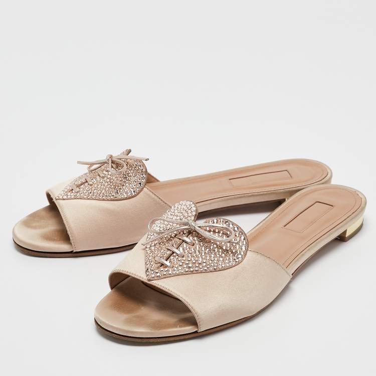 مملوكة مسبقًا Aquazzura Pink Satin Crystal Embellished Flat Slides Size 38