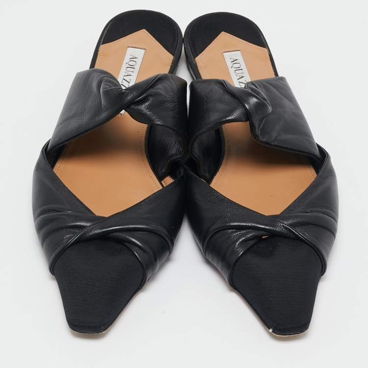 مملوكة مسبقًا Aquazzura Black Leather and Canvas Mondaine Flat Mules Size 38