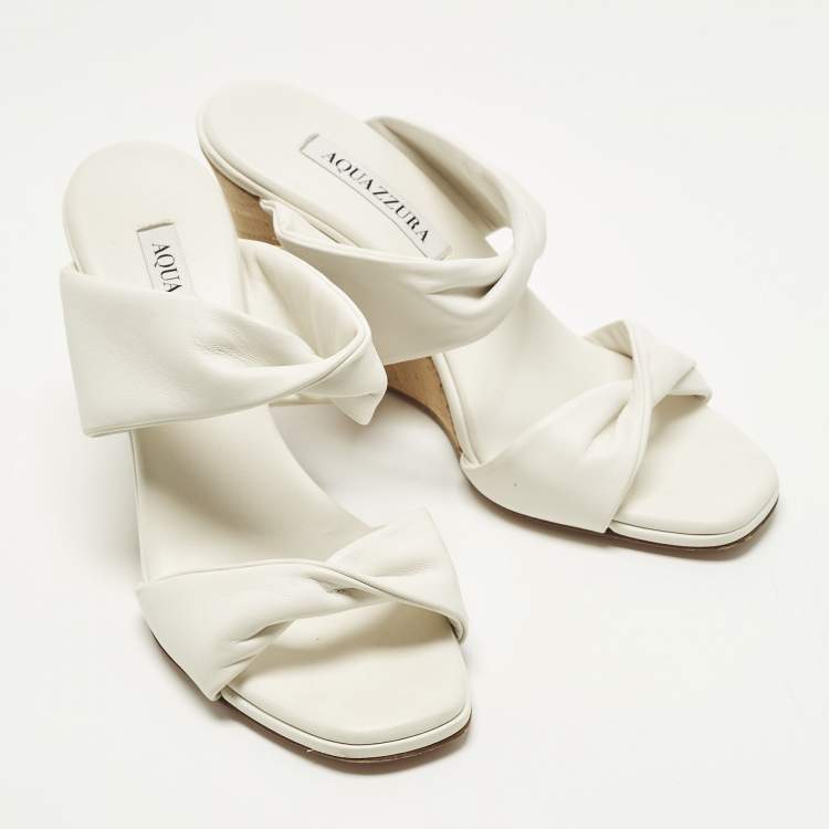 مملوكة مسبقًا Aquazzura Size 38.5 White Leather Cork Wedge Sandals