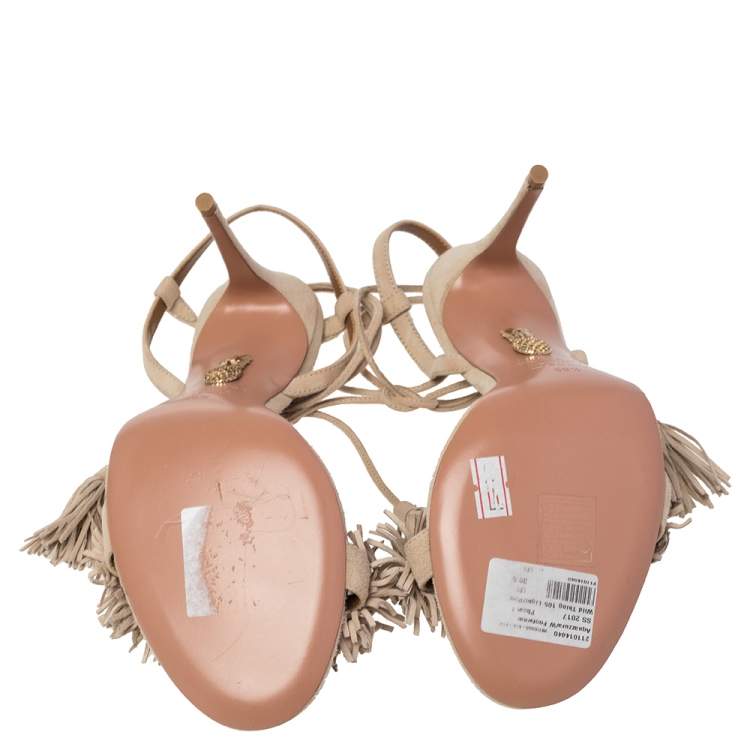 مملوكة مسبقًا Aquazzura Beige Suede Leather Wild Thing Fringe Ankle Wrap Sandals Size 39.5