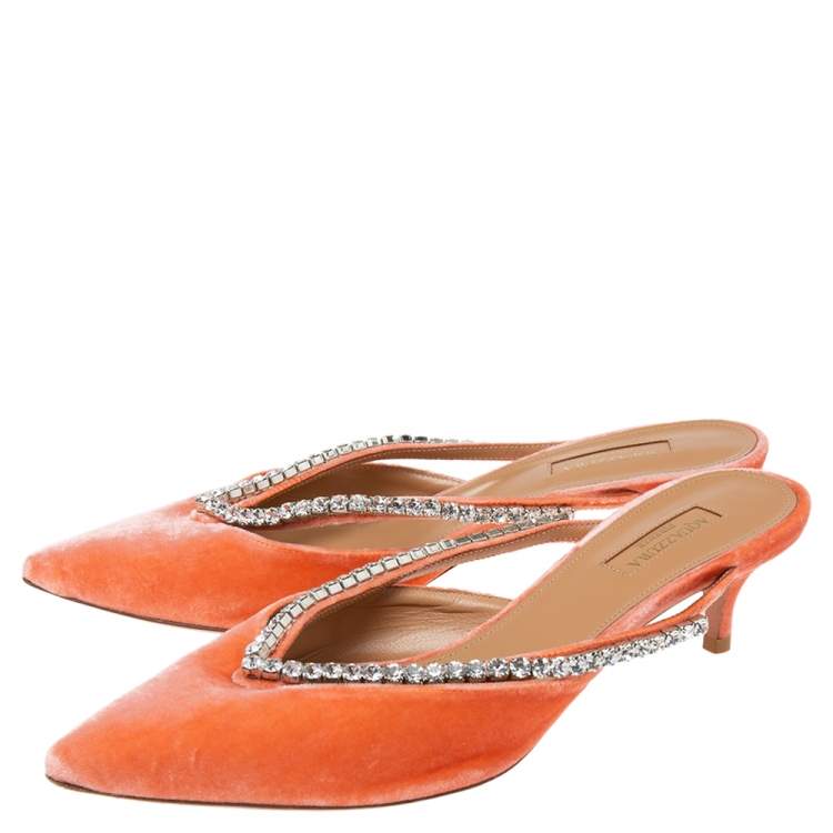 Pre Owned Aquazzura Coral Pink Velvet Sabine Crystal Embellished Mules Size 40 