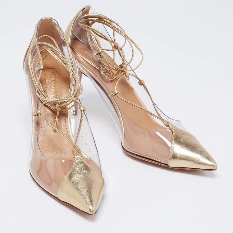 مملوكة مسبقًا Aquazzura Gold Leather and PVC Magic Ankle-Tie Pumps Size 38.5