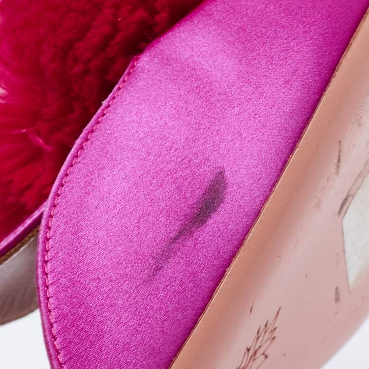 مملوكة مسبقًا Aquazzura Pink Satin Powder Puff Pom Pom Mules Size 37.5