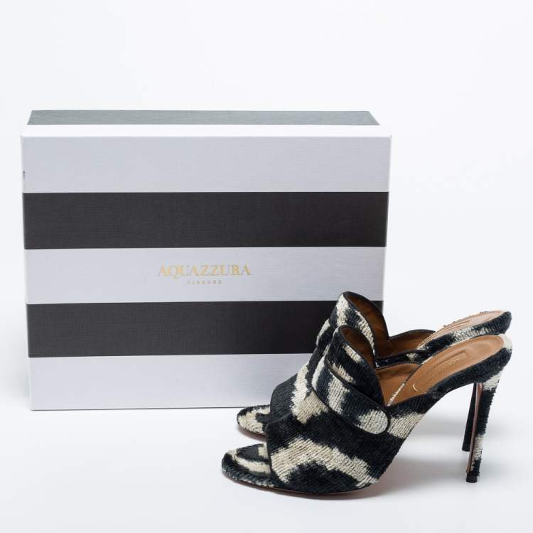 مملوكة مسبقًا Aquazzura White and Black Corduroy Slide Sandals Size 40