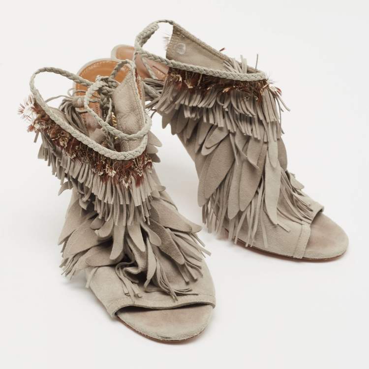 مملوكة مسبقًا Aquazzura Grey Suede So Pocahontas Sandals Size 39