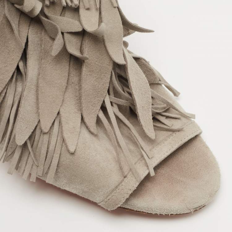 مملوكة مسبقًا Aquazzura Grey Suede So Pocahontas Sandals Size 39