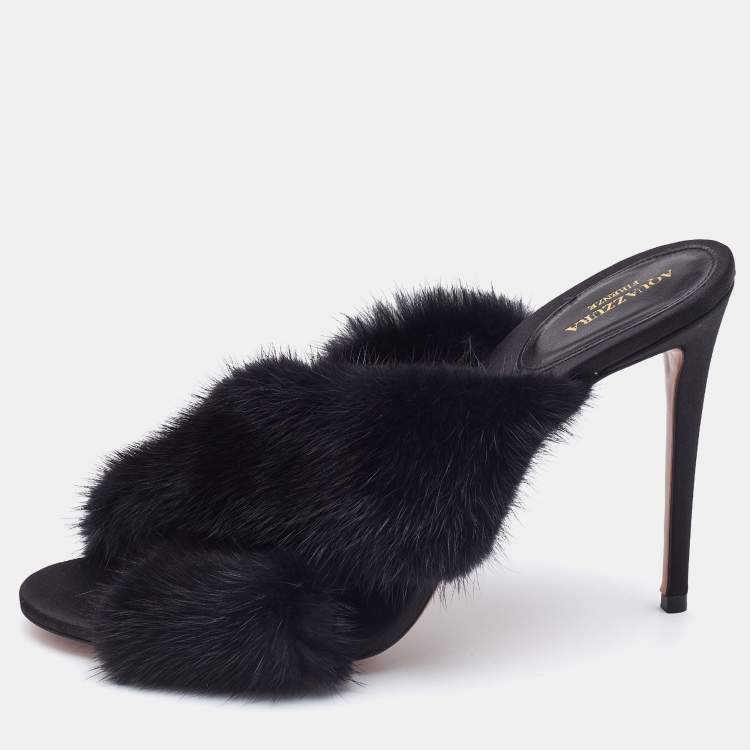 Pre Owned Aquazzura Black Mink Fur Cross Strap Slide Sandals Size 40