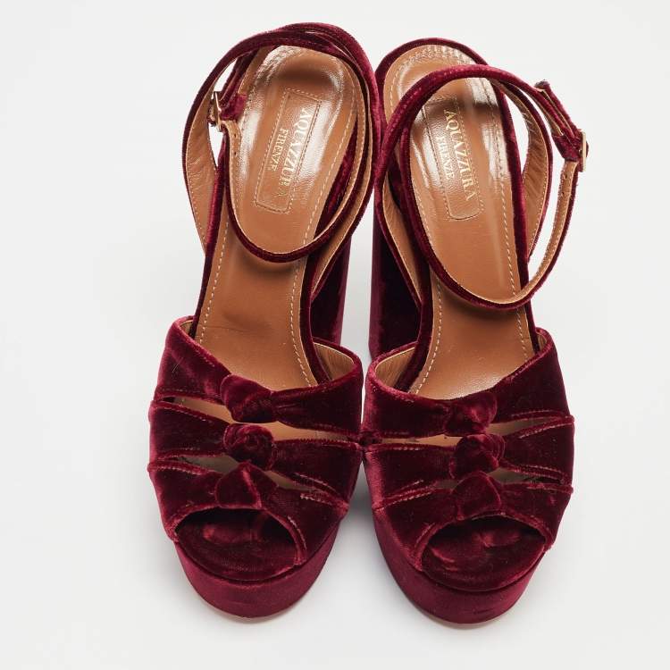 مملوكة مسبقًا Aquazzura Burgundy Knotted Velvet Mira Sandals Size 36.5